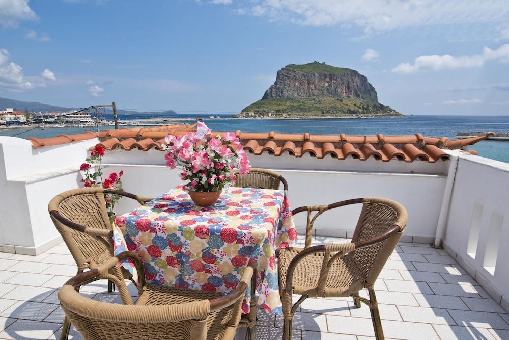 Hotel Agnantio à Monemvasia Extérieur photo